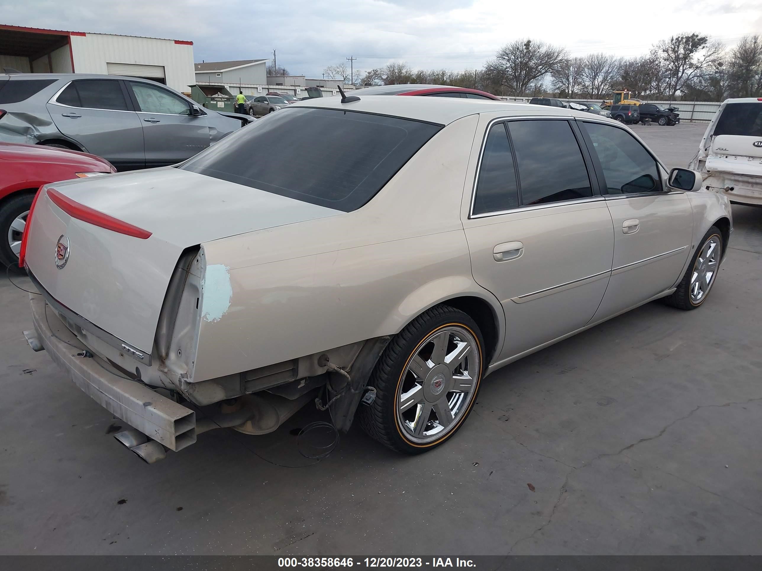 Photo 3 VIN: 1G6KD57Y77U196465 - CADILLAC DTS 