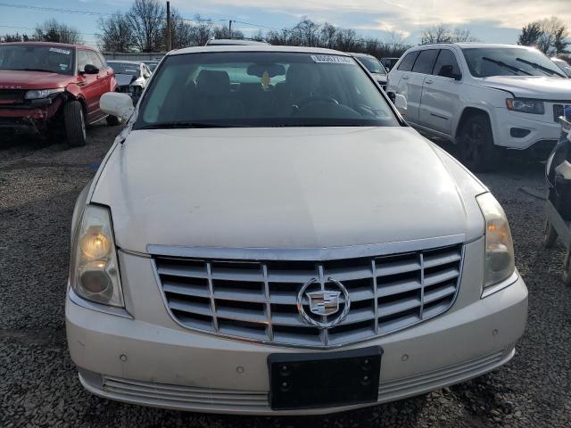 Photo 4 VIN: 1G6KD57Y78U182180 - CADILLAC DTS 