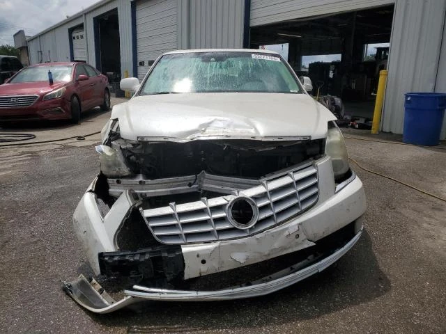 Photo 4 VIN: 1G6KD57Y78U191798 - CADILLAC DTS 