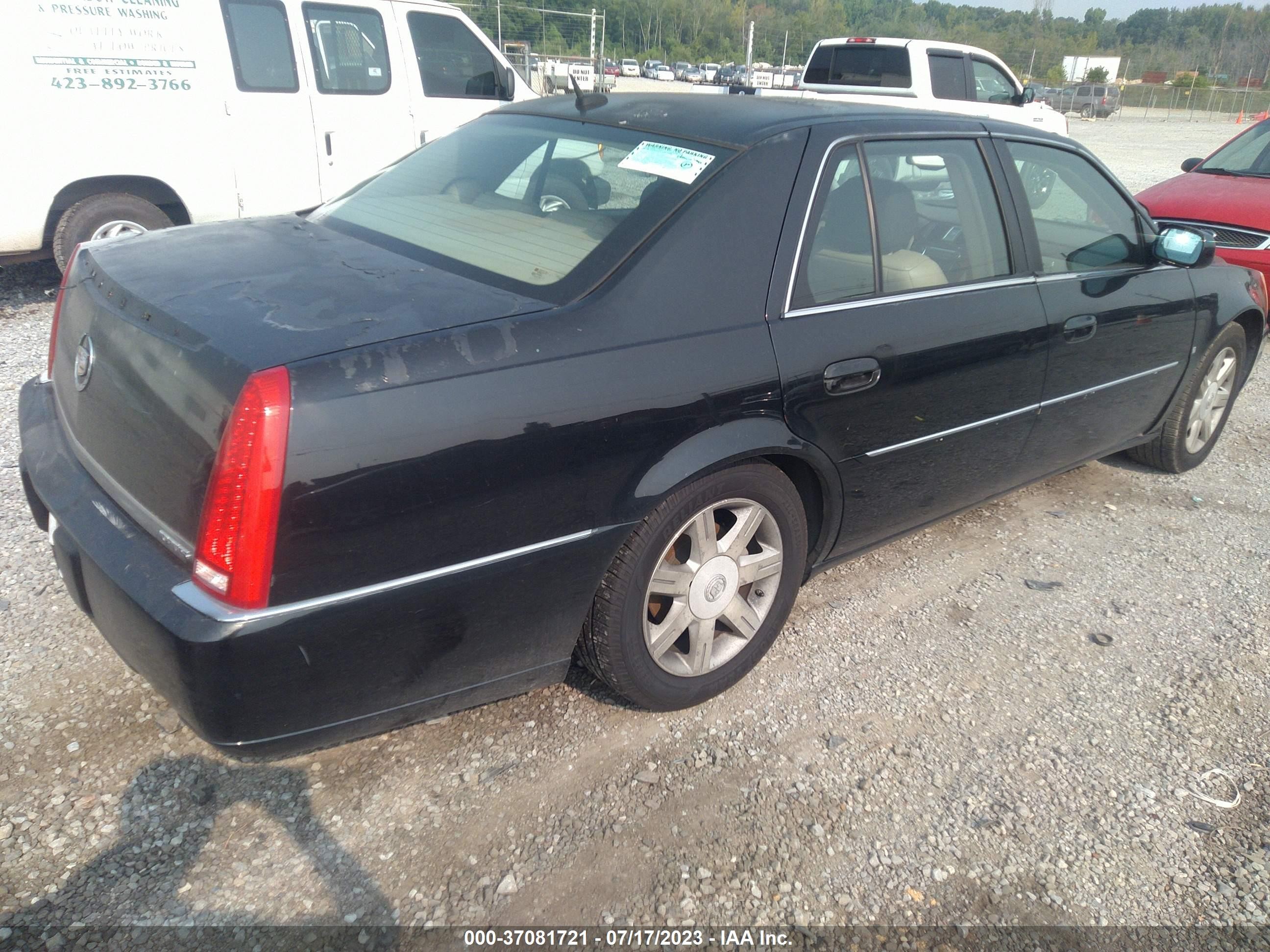 Photo 3 VIN: 1G6KD57Y86U166082 - CADILLAC DTS 