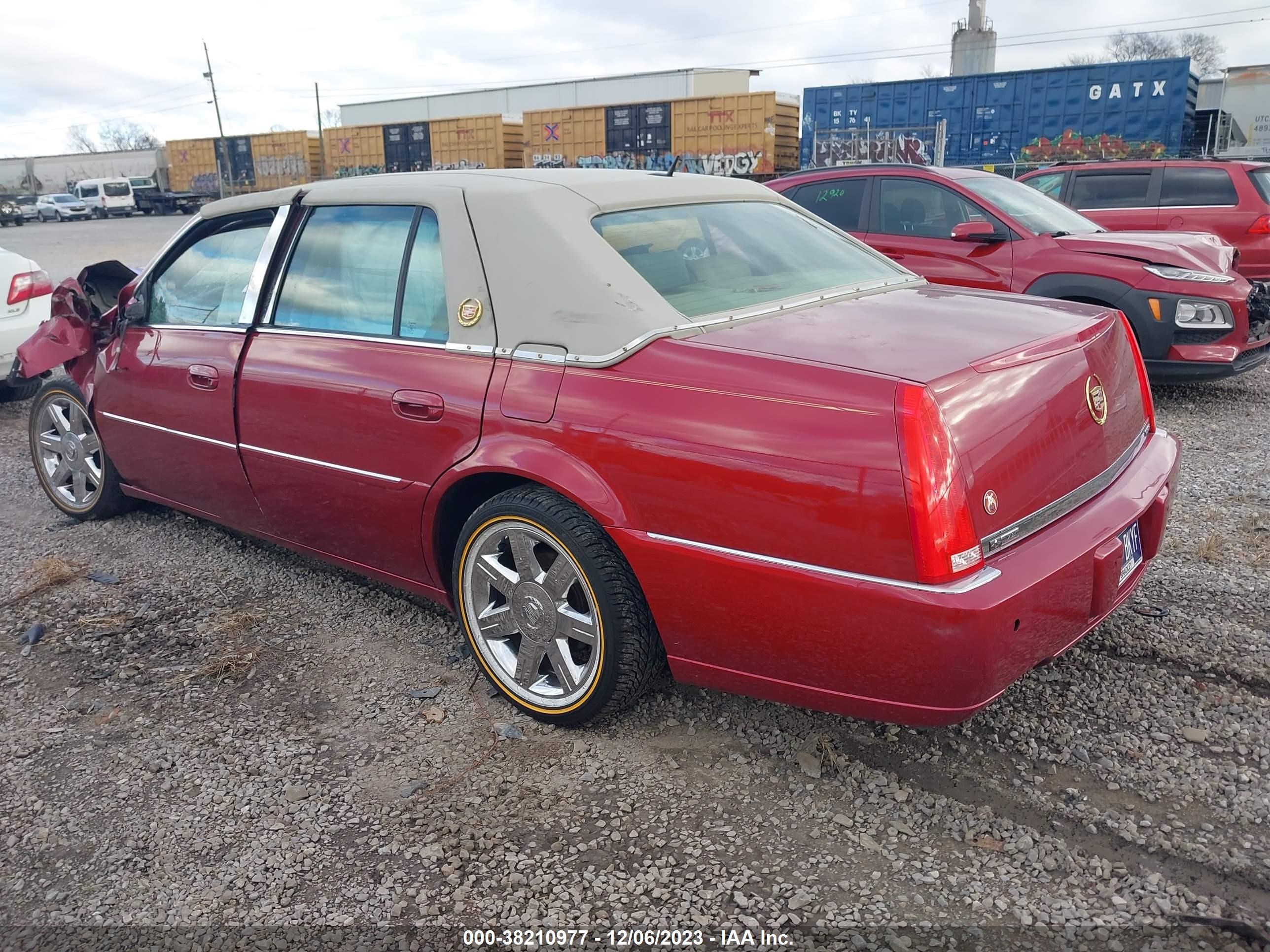 Photo 2 VIN: 1G6KD57Y96U231084 - CADILLAC DTS 