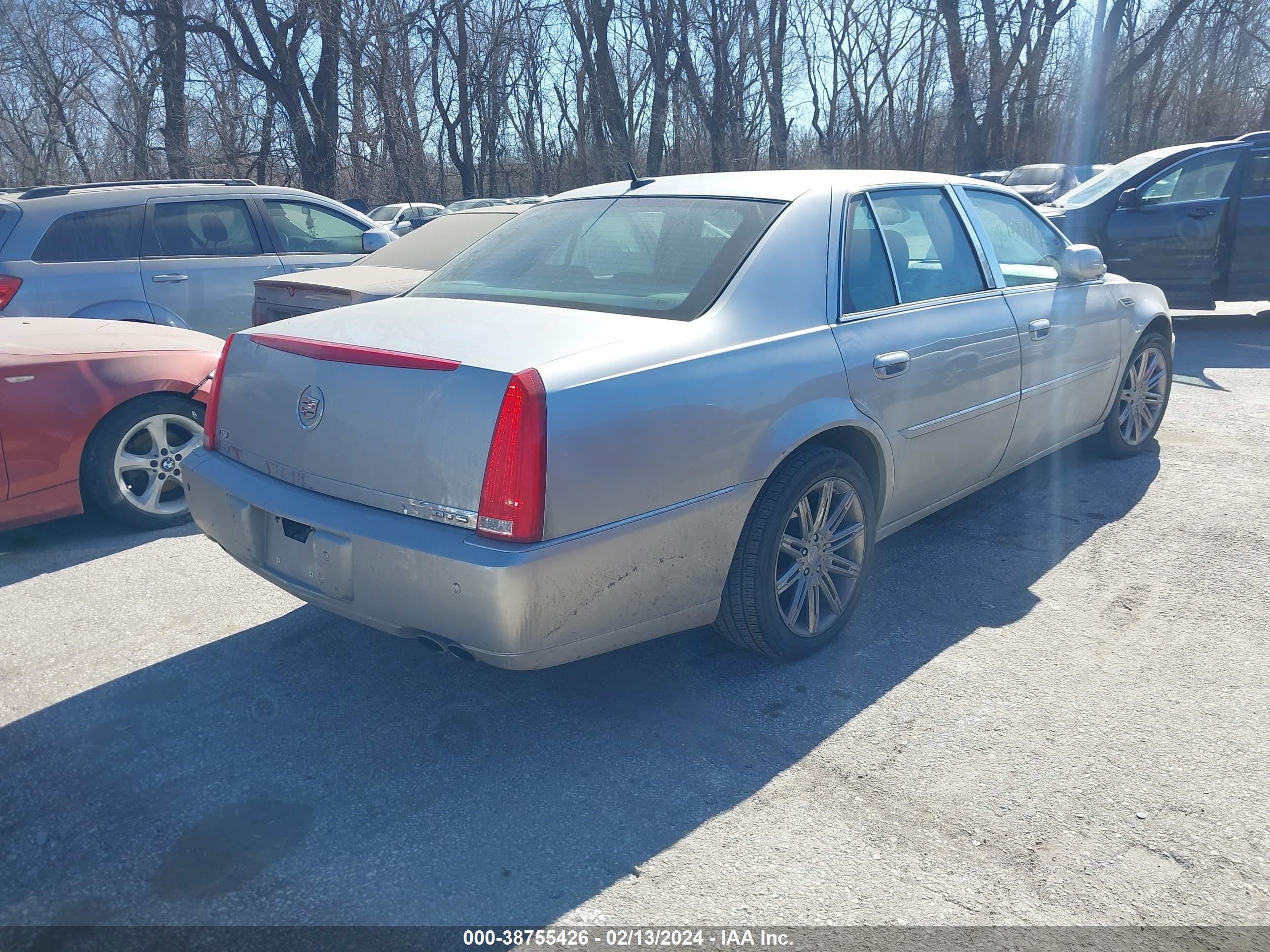 Photo 3 VIN: 1G6KD57Y97U117460 - CADILLAC DTS 