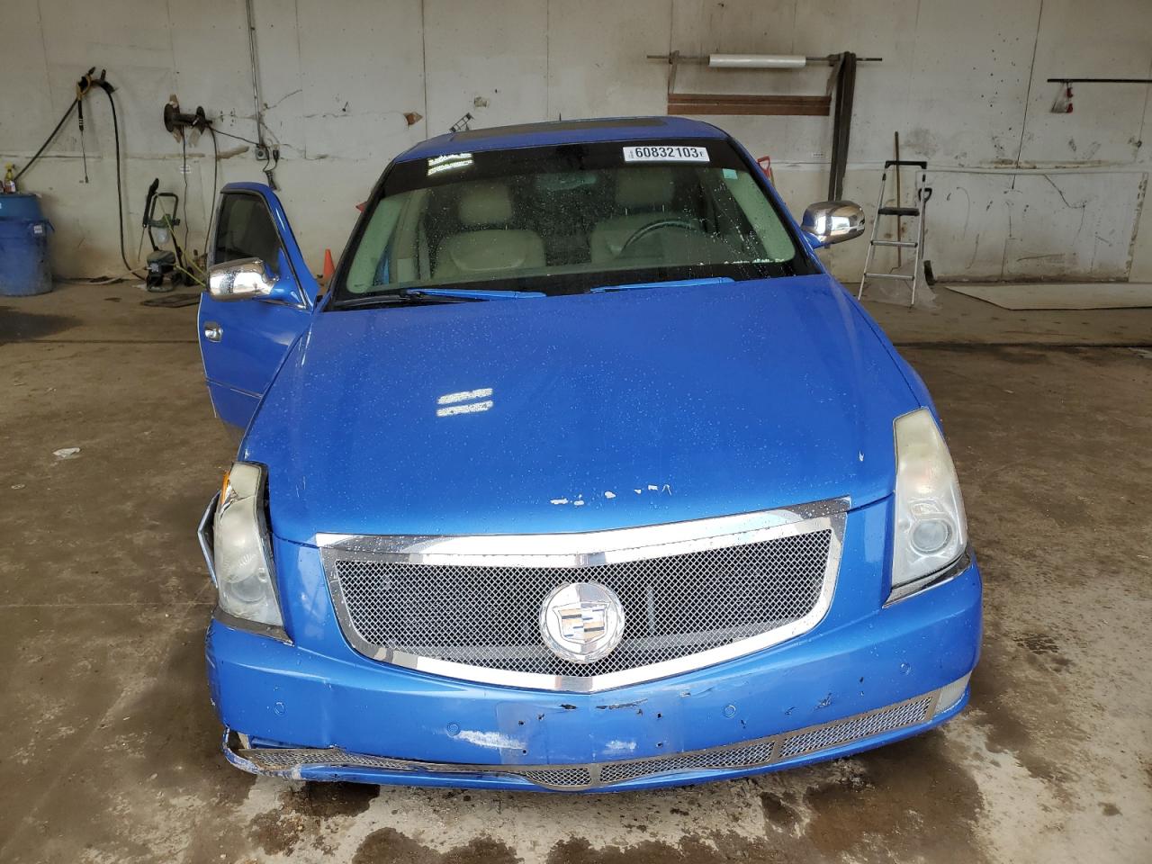 Photo 4 VIN: 1G6KD57Y97U137692 - CADILLAC DTS 