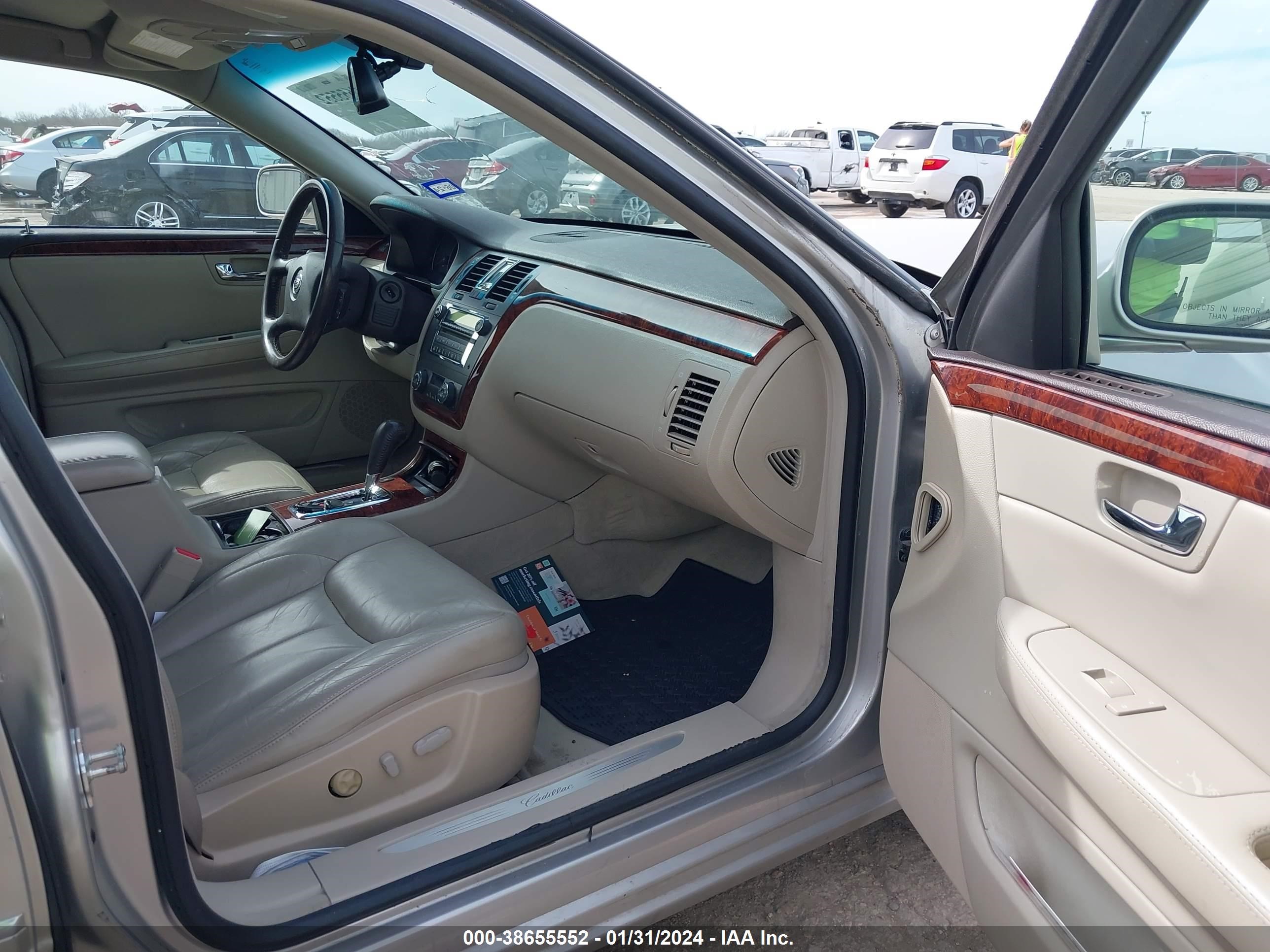 Photo 4 VIN: 1G6KD57Y97U171440 - CADILLAC DTS 