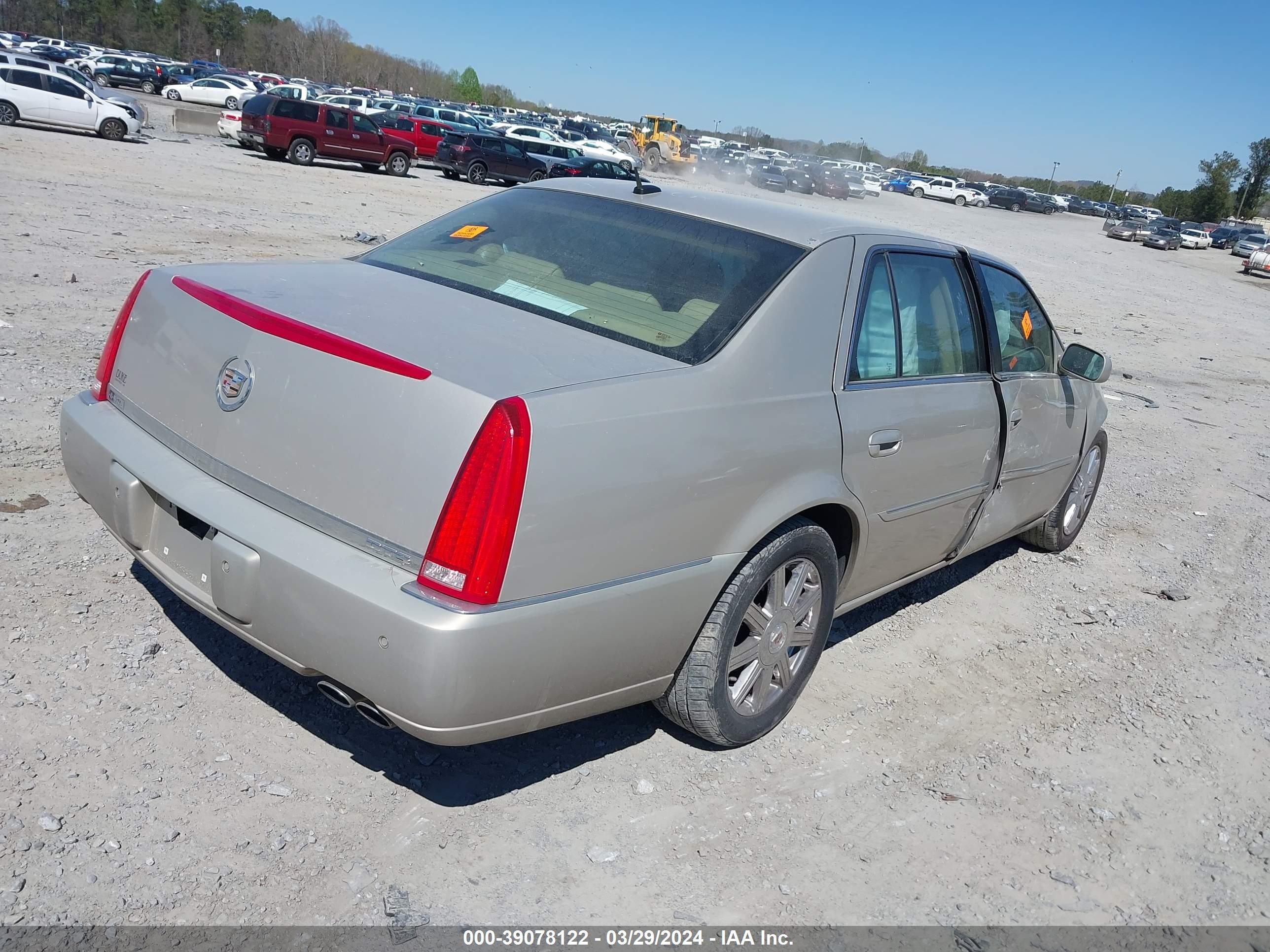 Photo 3 VIN: 1G6KD57Y97U209104 - CADILLAC DTS 