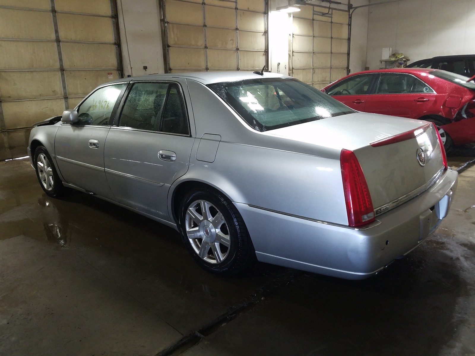 Photo 2 VIN: 1G6KD57Y97U235587 - CADILLAC DTS 