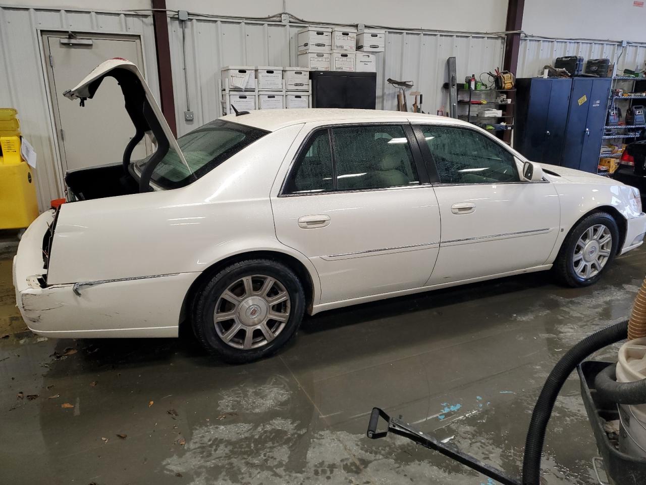 Photo 2 VIN: 1G6KD57Y98U114267 - CADILLAC DTS 