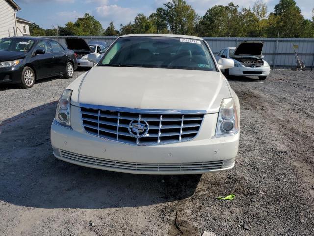 Photo 4 VIN: 1G6KD57Y99U142667 - CADILLAC DTS 