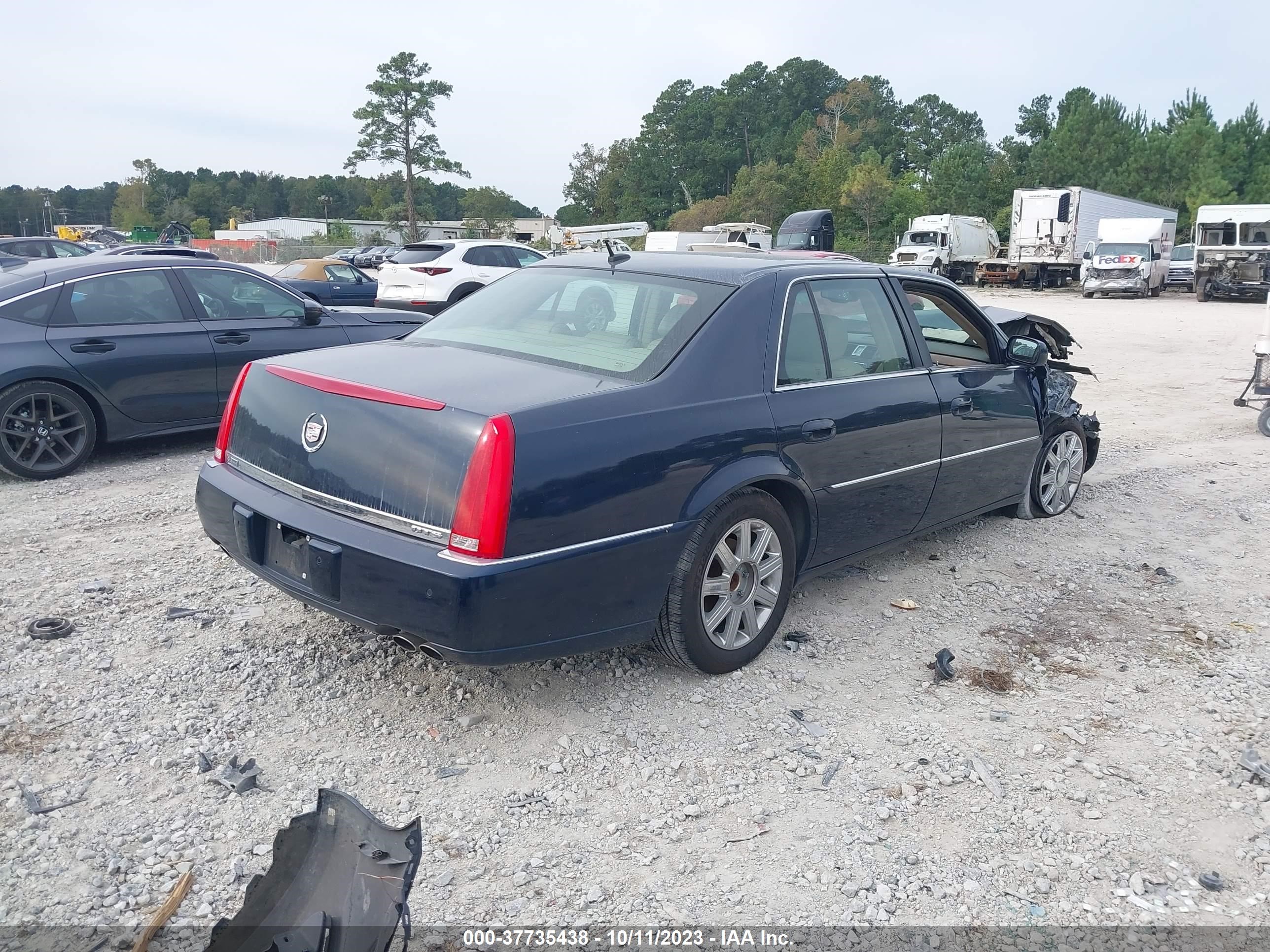 Photo 4 VIN: 1G6KD57YX6U110189 - CADILLAC DTS 