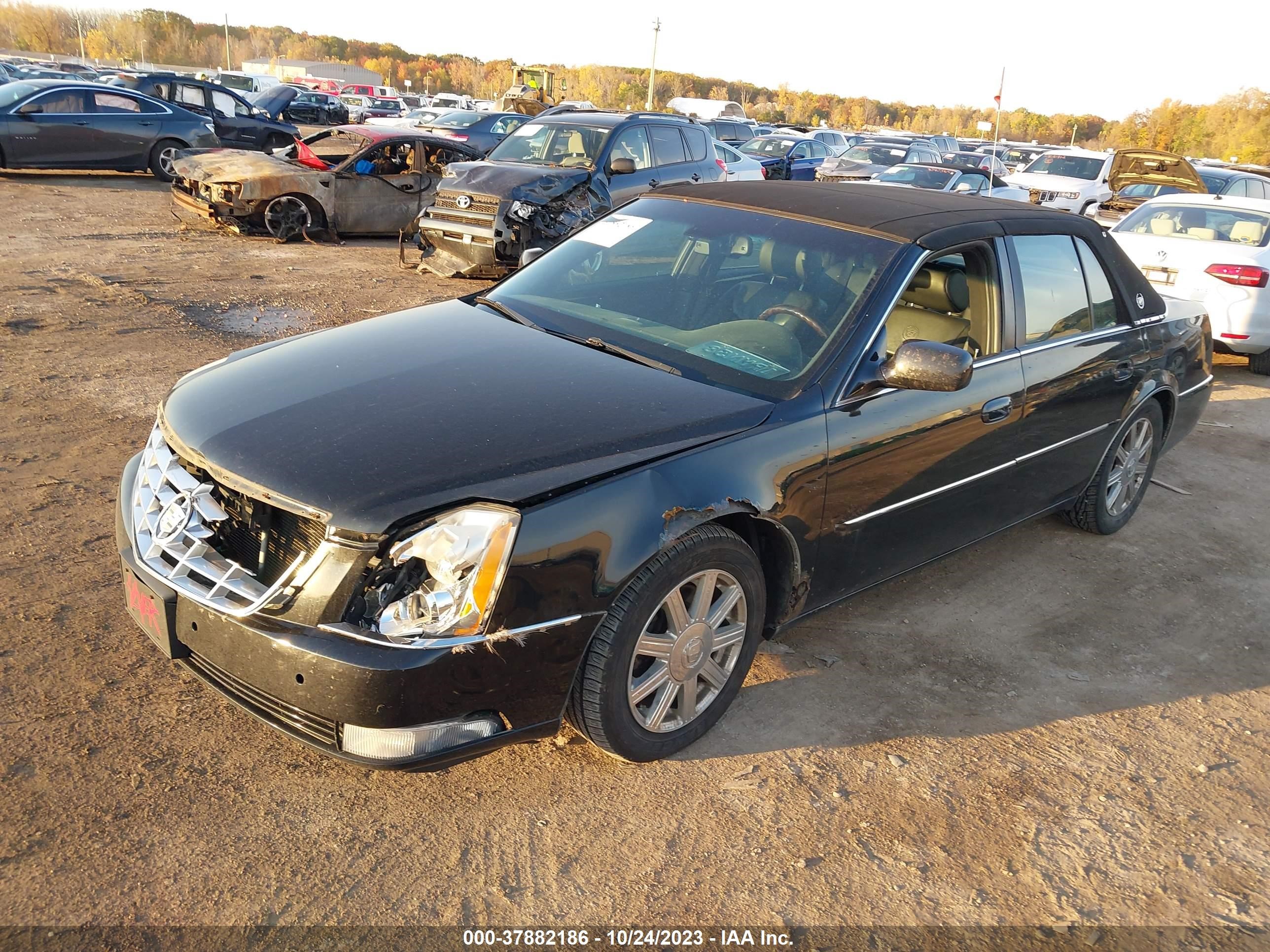 Photo 1 VIN: 1G6KD57YX7U137183 - CADILLAC DTS 