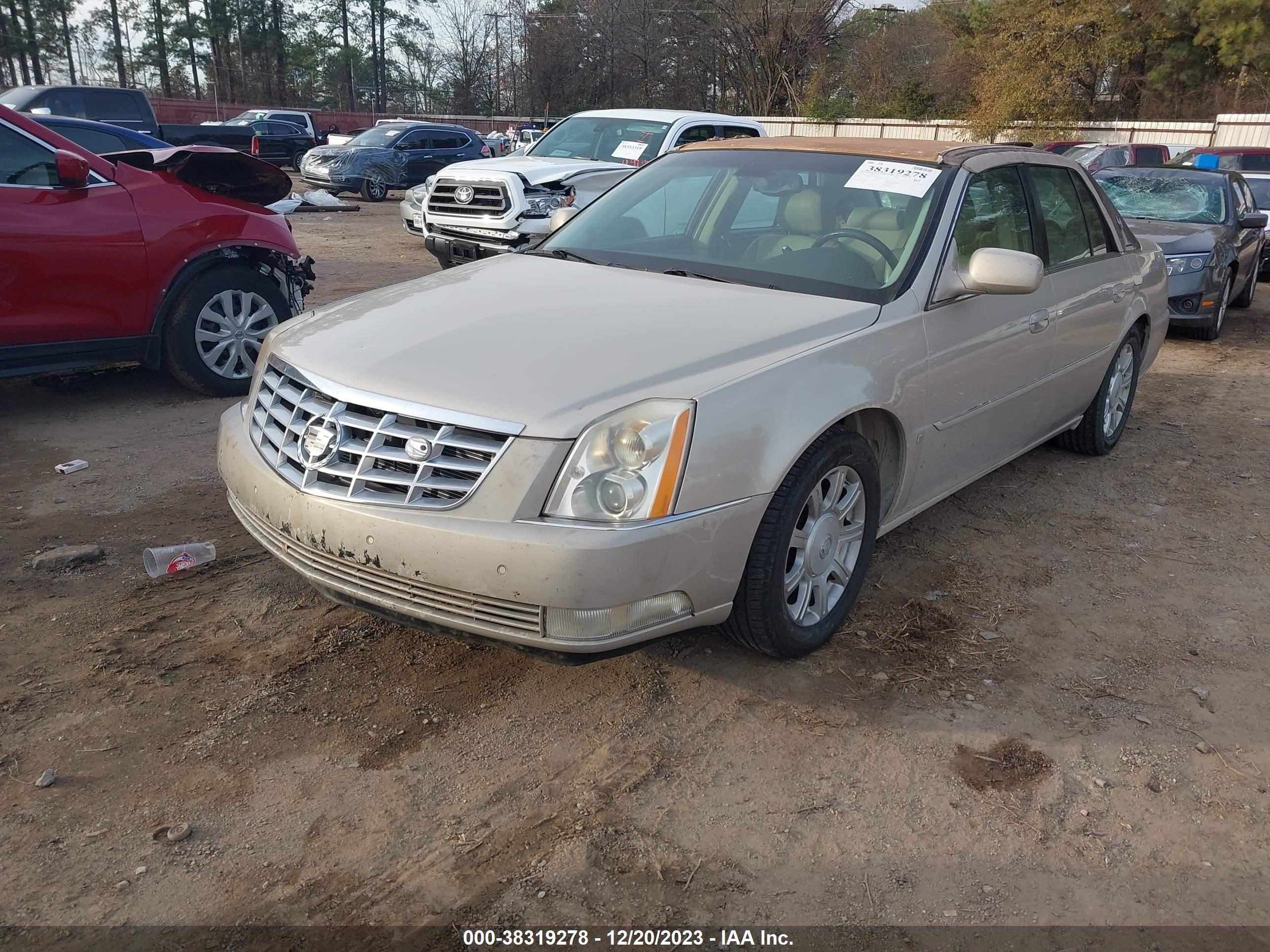 Photo 1 VIN: 1G6KD57YX8U144989 - CADILLAC DTS 