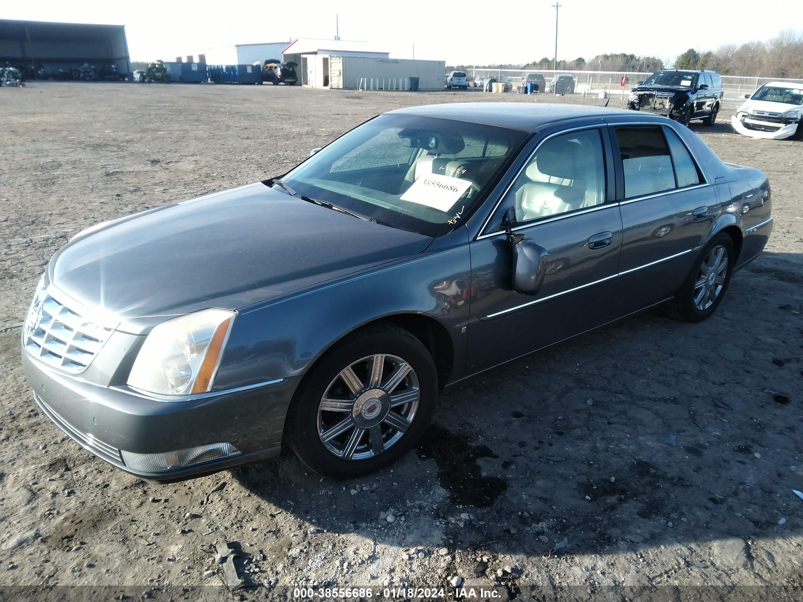 Photo 1 VIN: 1G6KD57YX8U162733 - CADILLAC DTS 