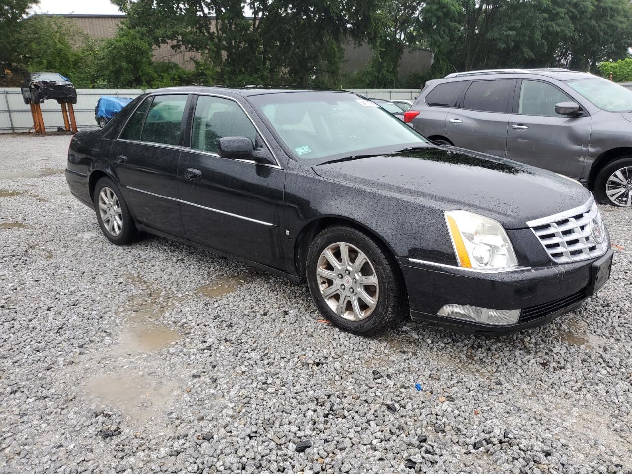 Photo 3 VIN: 1G6KD57YX9U108415 - CADILLAC DTS 