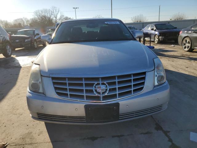 Photo 4 VIN: 1G6KD5E63BU143319 - CADILLAC DTS 