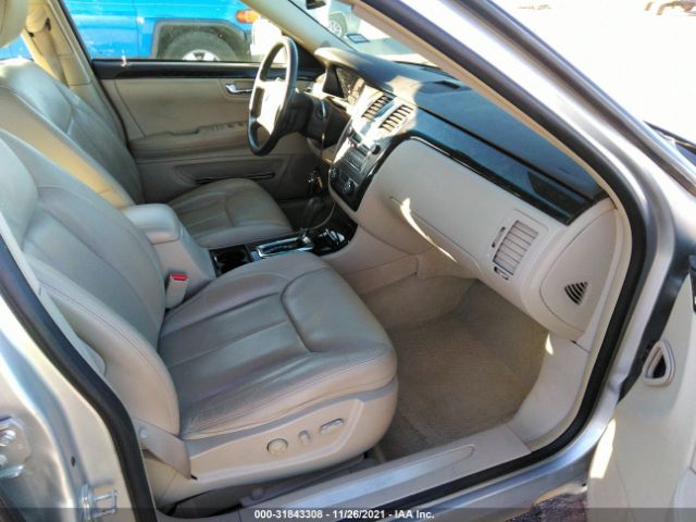 Photo 4 VIN: 1G6KD5E69BU146497 - CADILLAC DTS 