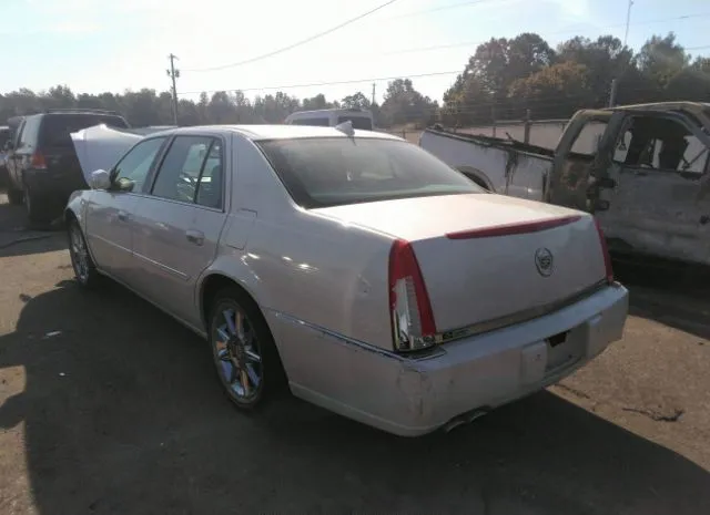 Photo 2 VIN: 1G6KD5EYXAU137226 - CADILLAC DTS 