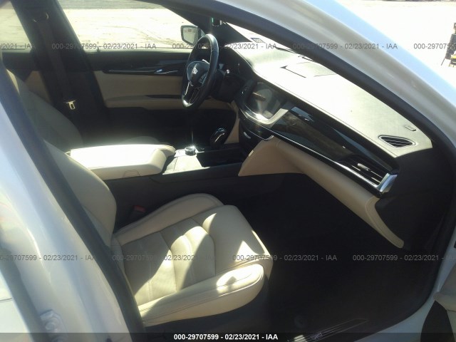 Photo 4 VIN: 1G6KD5RS7KU127714 - CADILLAC CT6 