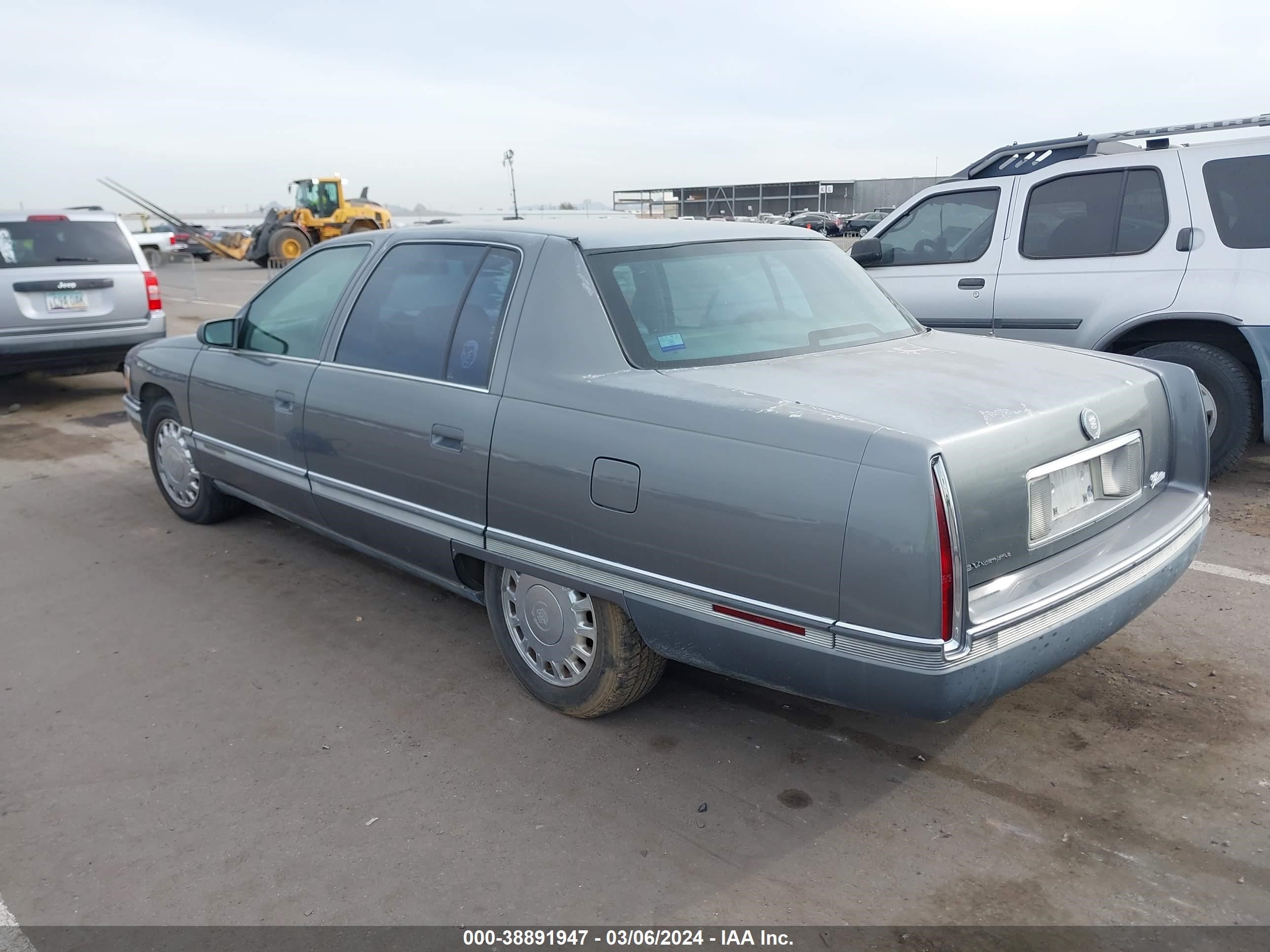 Photo 2 VIN: 1G6KF52Y5RU285200 - CADILLAC DE VILLE 