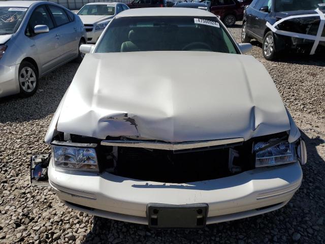 Photo 4 VIN: 1G6KF5494WU806912 - CADILLAC DEVILLE 