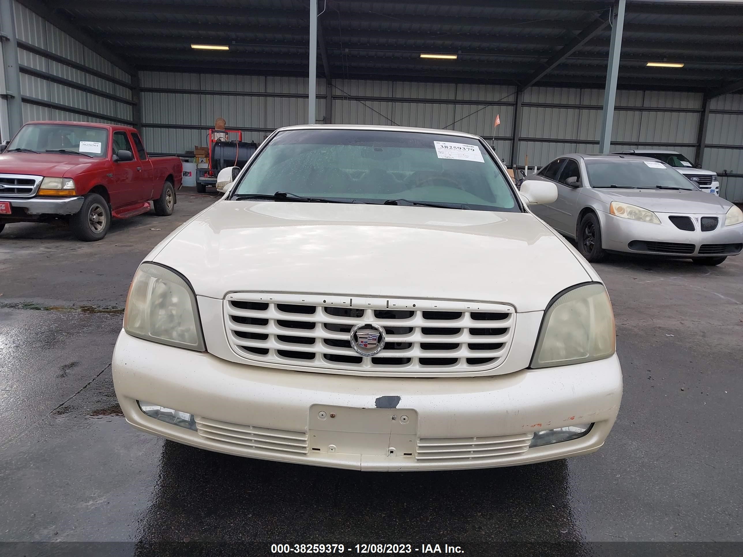 Photo 5 VIN: 1G6KF57923U131407 - CADILLAC DE VILLE 