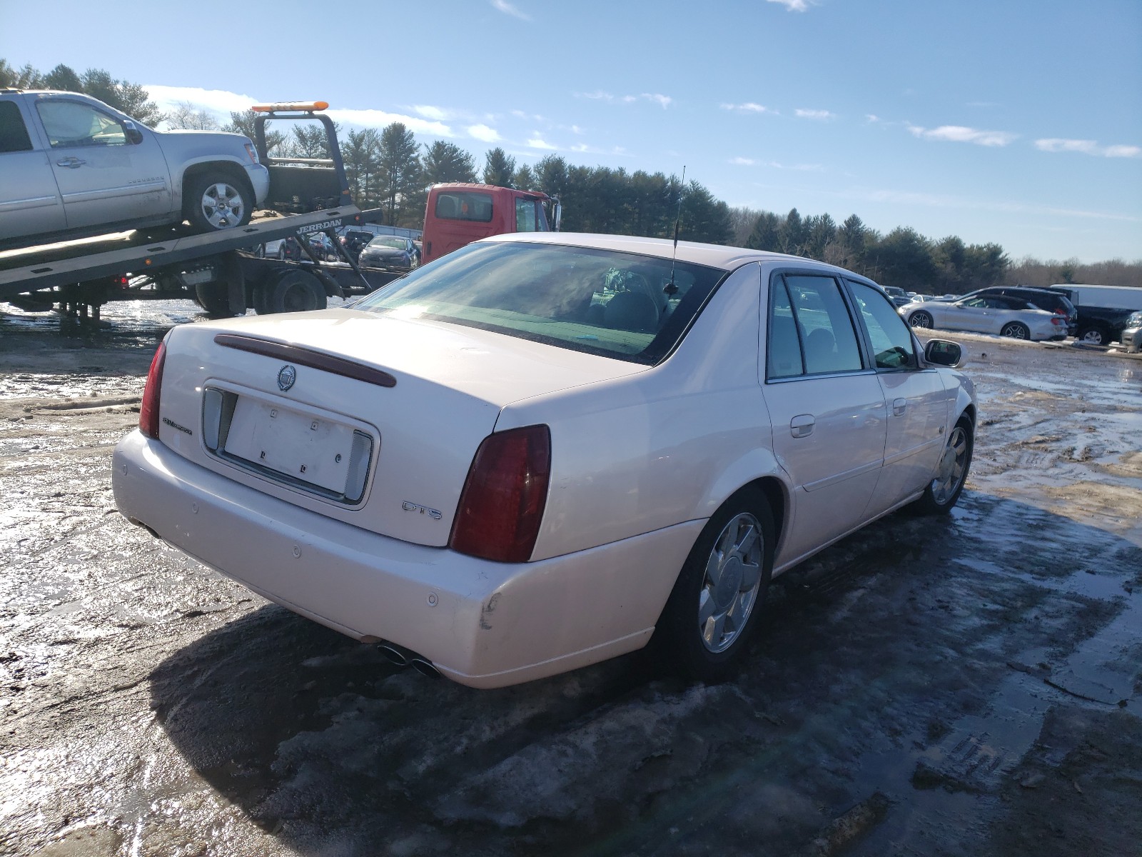 Photo 3 VIN: 1G6KF57951U186012 - CADILLAC DEVILLE DT 