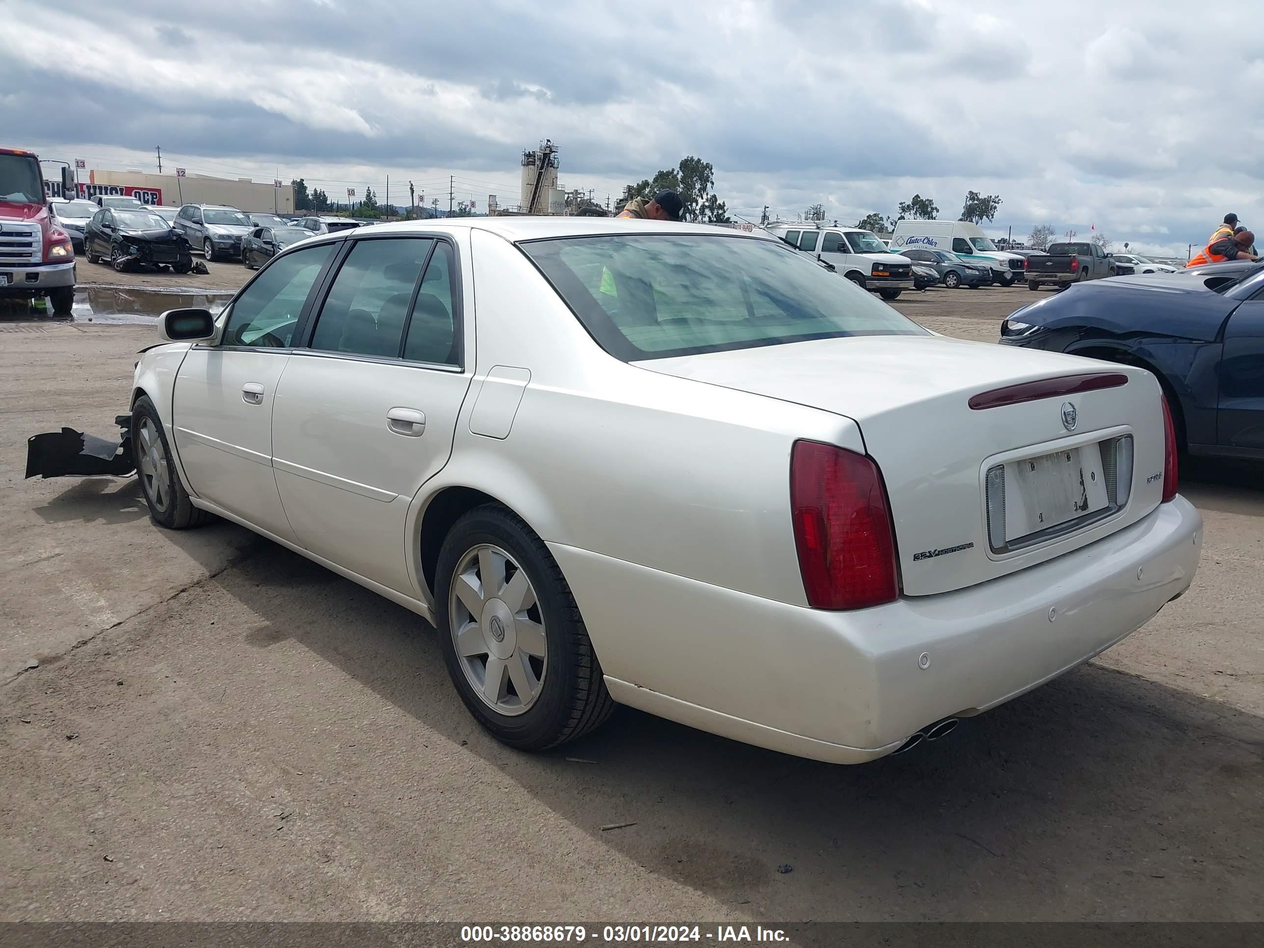 Photo 2 VIN: 1G6KF57993U277433 - CADILLAC DE VILLE 