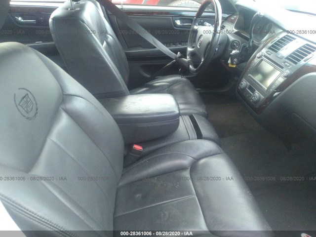 Photo 4 VIN: 1G6KH5618BU139550 - CADILLAC DTS 