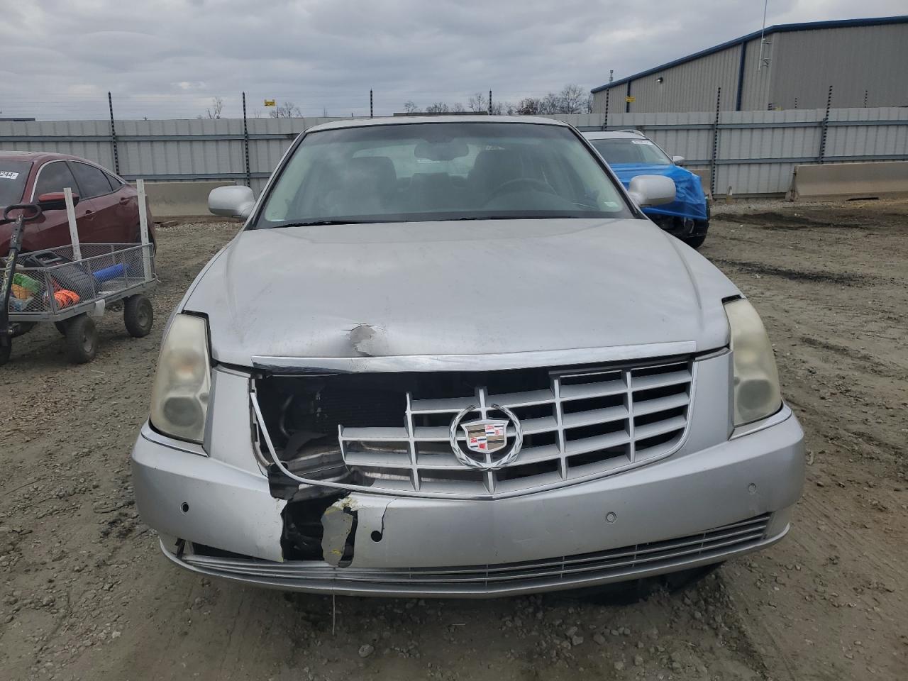 Photo 4 VIN: 1G6KH5E63BU141431 - CADILLAC DTS 