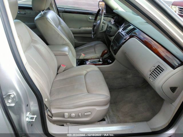 Photo 4 VIN: 1G6KH5E64BU112150 - CADILLAC DTS 