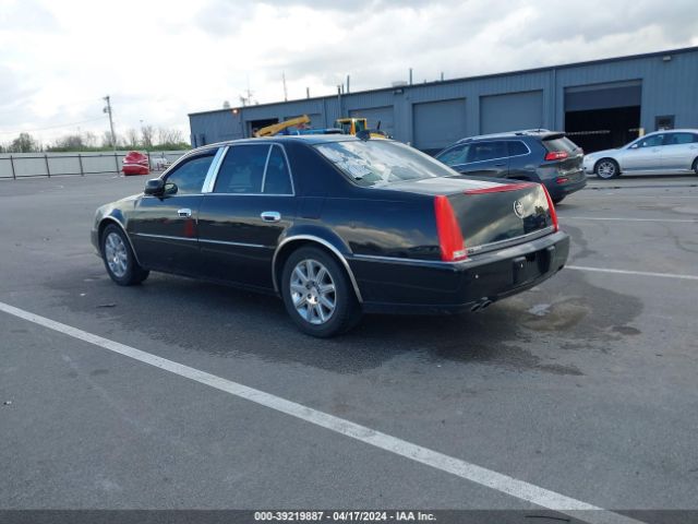 Photo 2 VIN: 1G6KH5E64BU117848 - CADILLAC DTS 