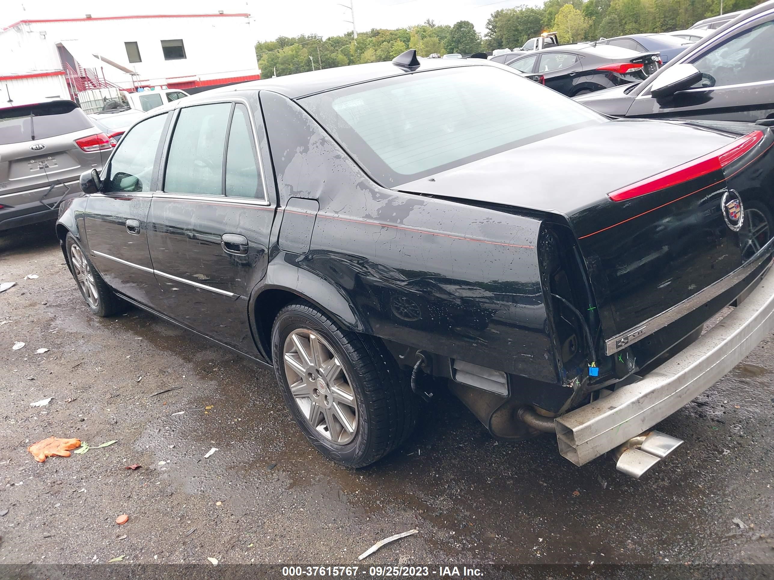 Photo 2 VIN: 1G6KH5E65BU140314 - CADILLAC DTS 