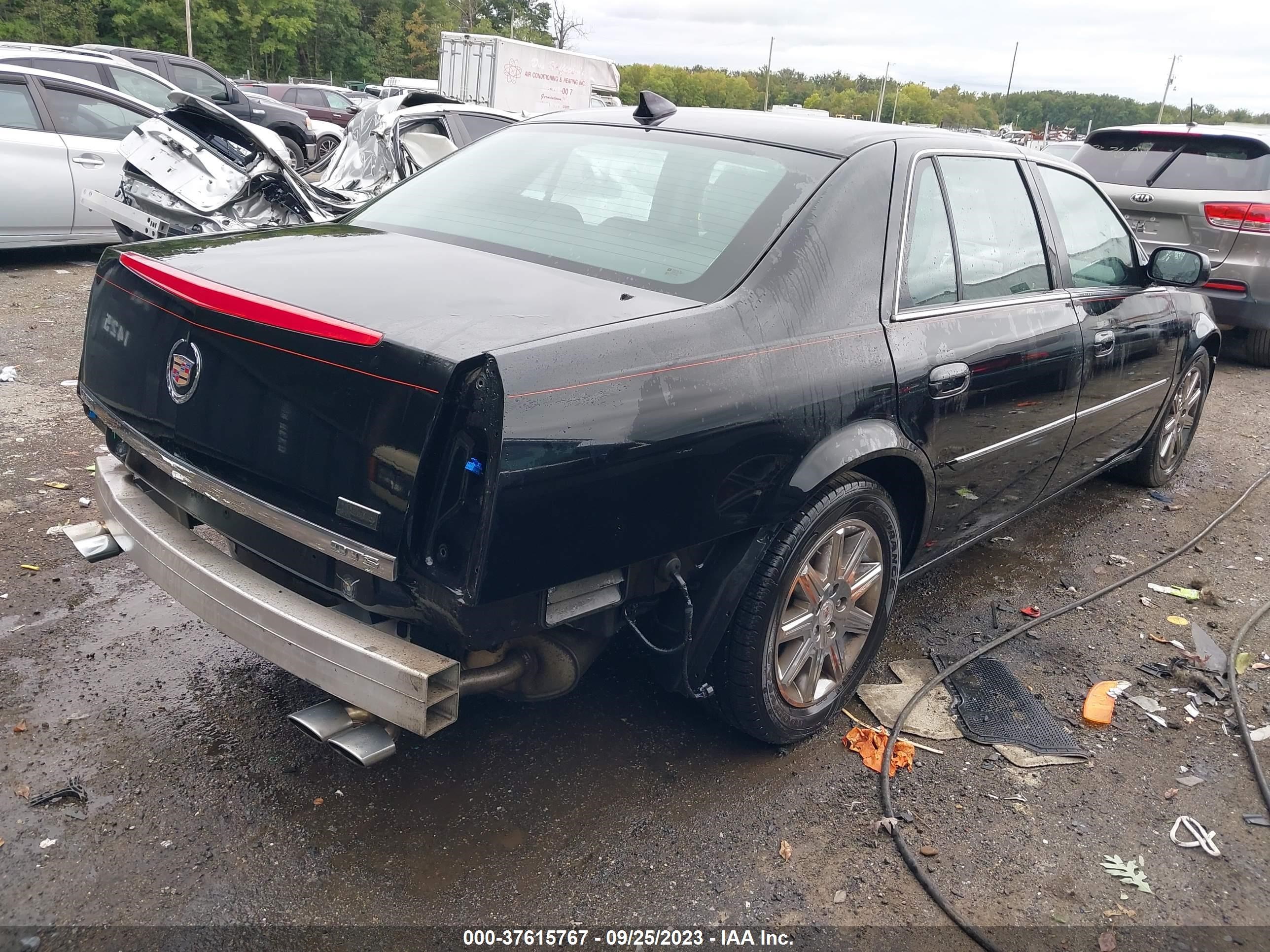 Photo 3 VIN: 1G6KH5E65BU140314 - CADILLAC DTS 