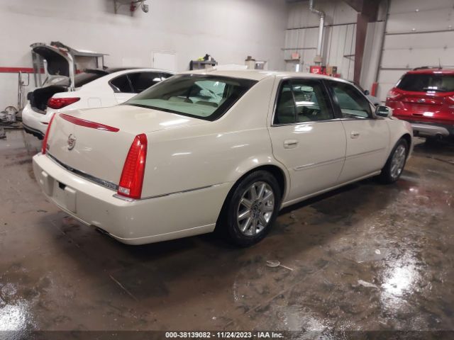 Photo 3 VIN: 1G6KH5E66BU132898 - CADILLAC DTS 