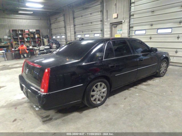 Photo 3 VIN: 1G6KH5E67BU142114 - CADILLAC DTS 