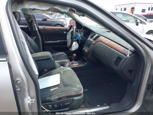 Photo 4 VIN: 1G6KH5E68BU147239 - CADILLAC DTS 