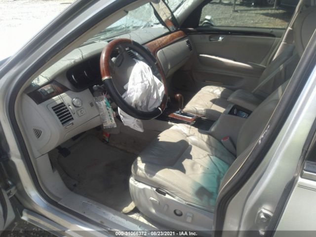 Photo 4 VIN: 1G6KH5EY0AU135876 - CADILLAC DTS 