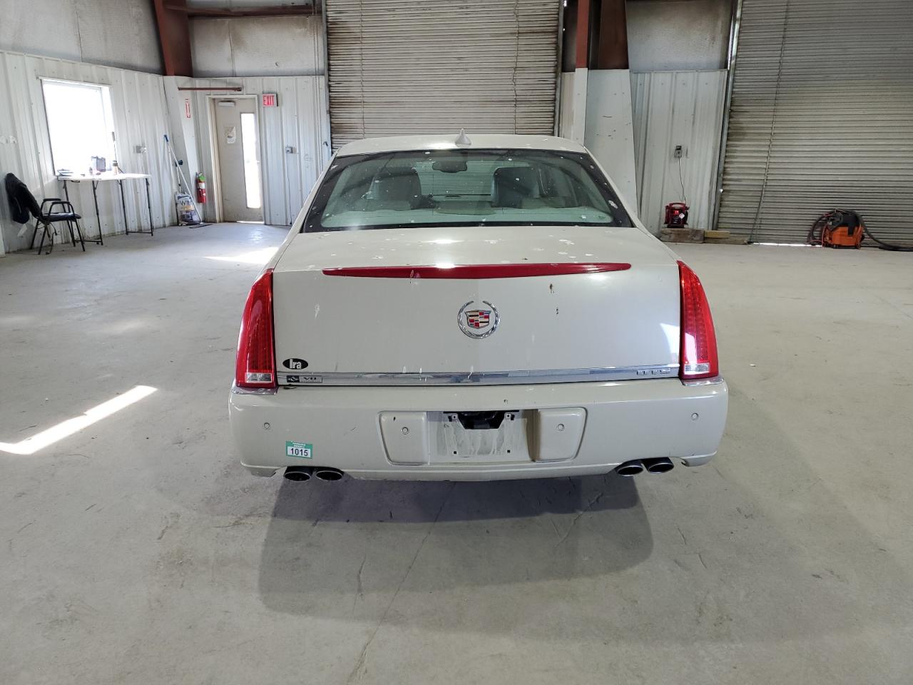 Photo 5 VIN: 1G6KH5EY7AU126544 - CADILLAC DTS 