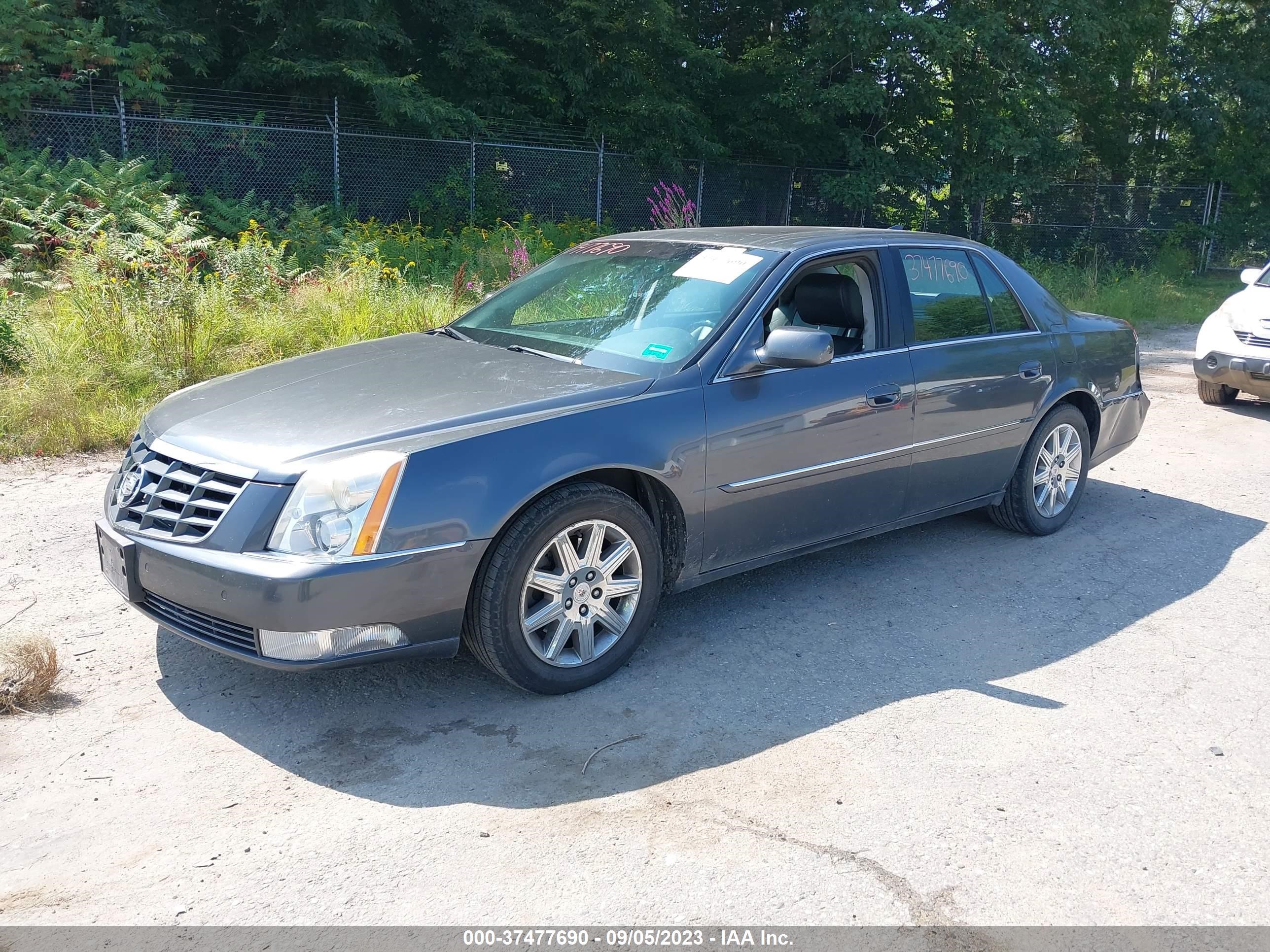 Photo 1 VIN: 1G6KH5EY8AU117934 - CADILLAC DTS 