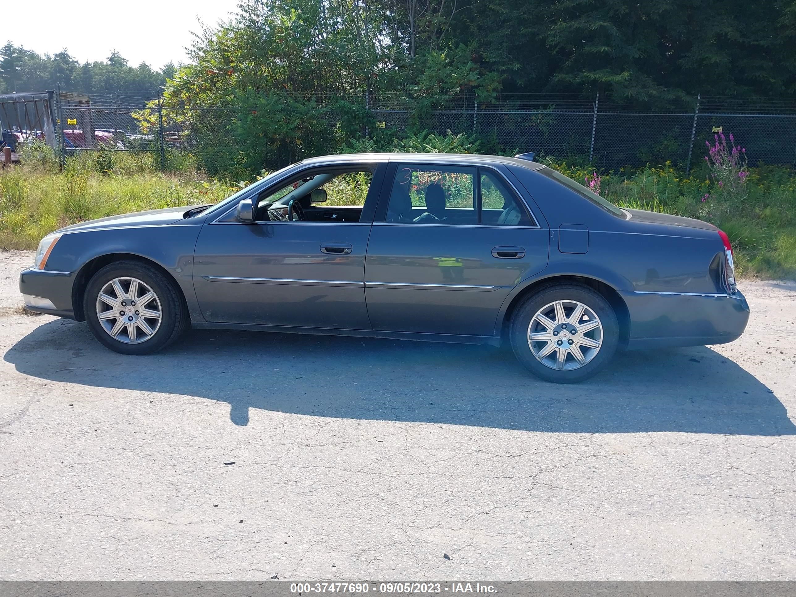 Photo 13 VIN: 1G6KH5EY8AU117934 - CADILLAC DTS 