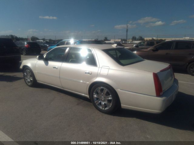 Photo 2 VIN: 1G6KP5ES4BU142913 - CADILLAC DTS 