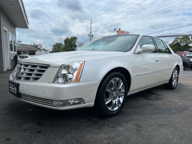 Photo 2 VIN: 1G6KP5ES7BU123708 - CADILLAC DTS 