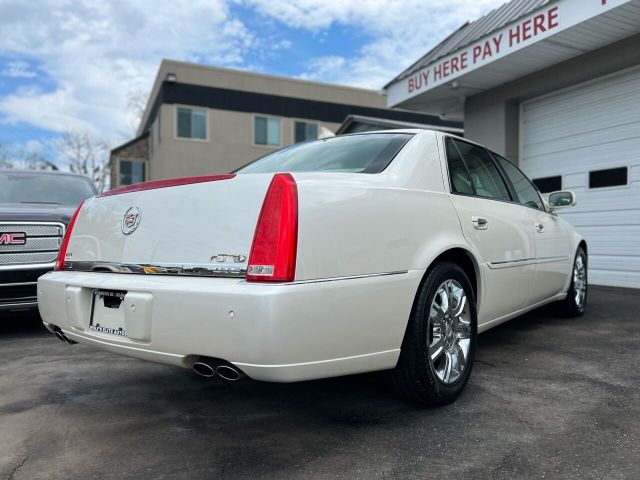 Photo 6 VIN: 1G6KP5ES7BU123708 - CADILLAC DTS 