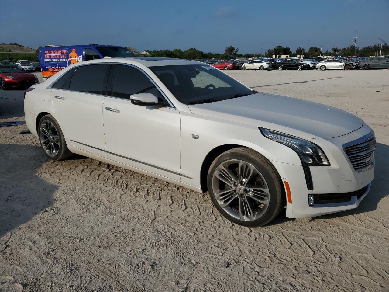 Photo 3 VIN: 1G6KP5R66JU138857 - CADILLAC CT6 PLATIN 