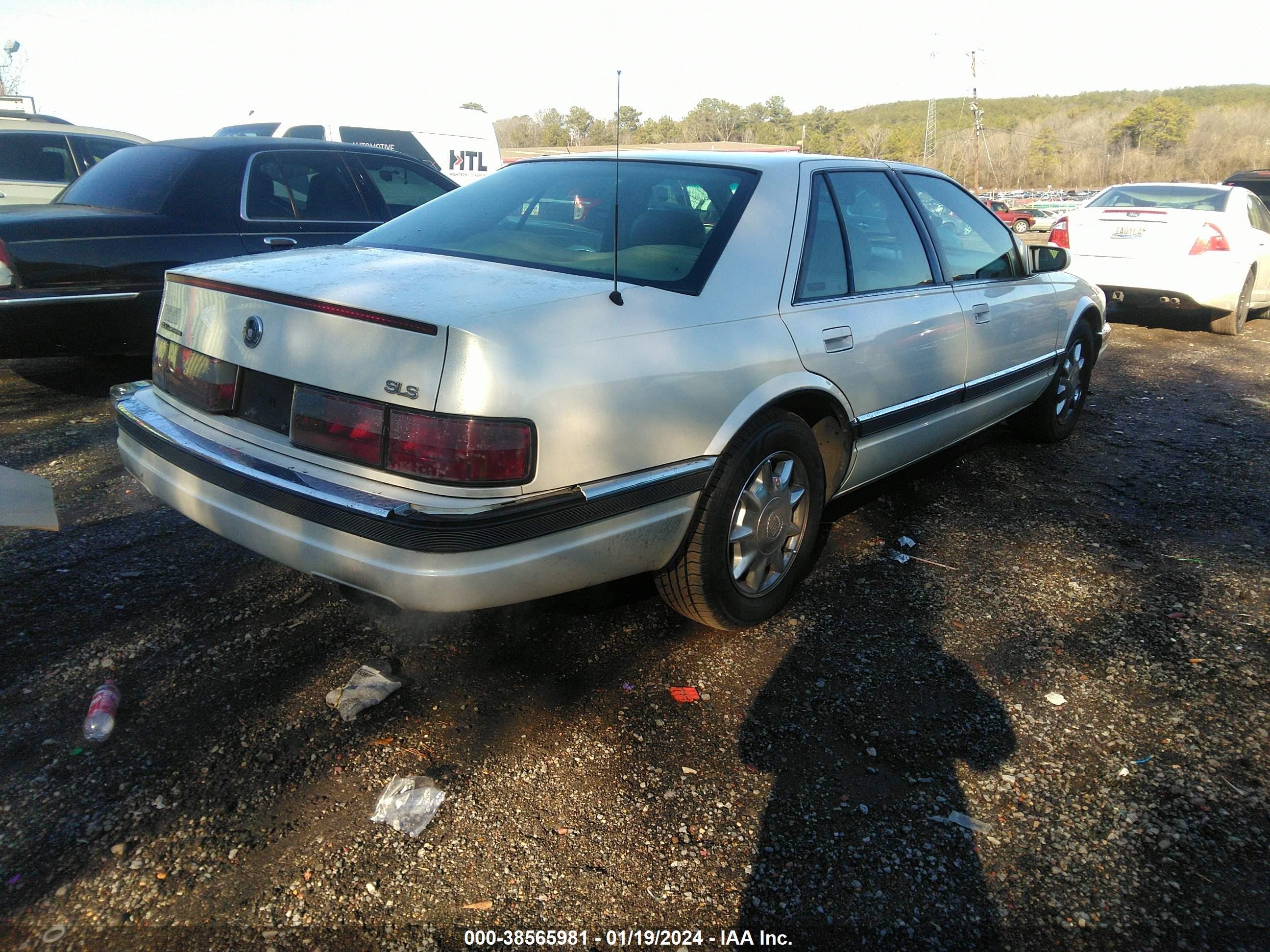 Photo 3 VIN: 1G6KS52Y1VU826782 - CADILLAC SEVILLE 