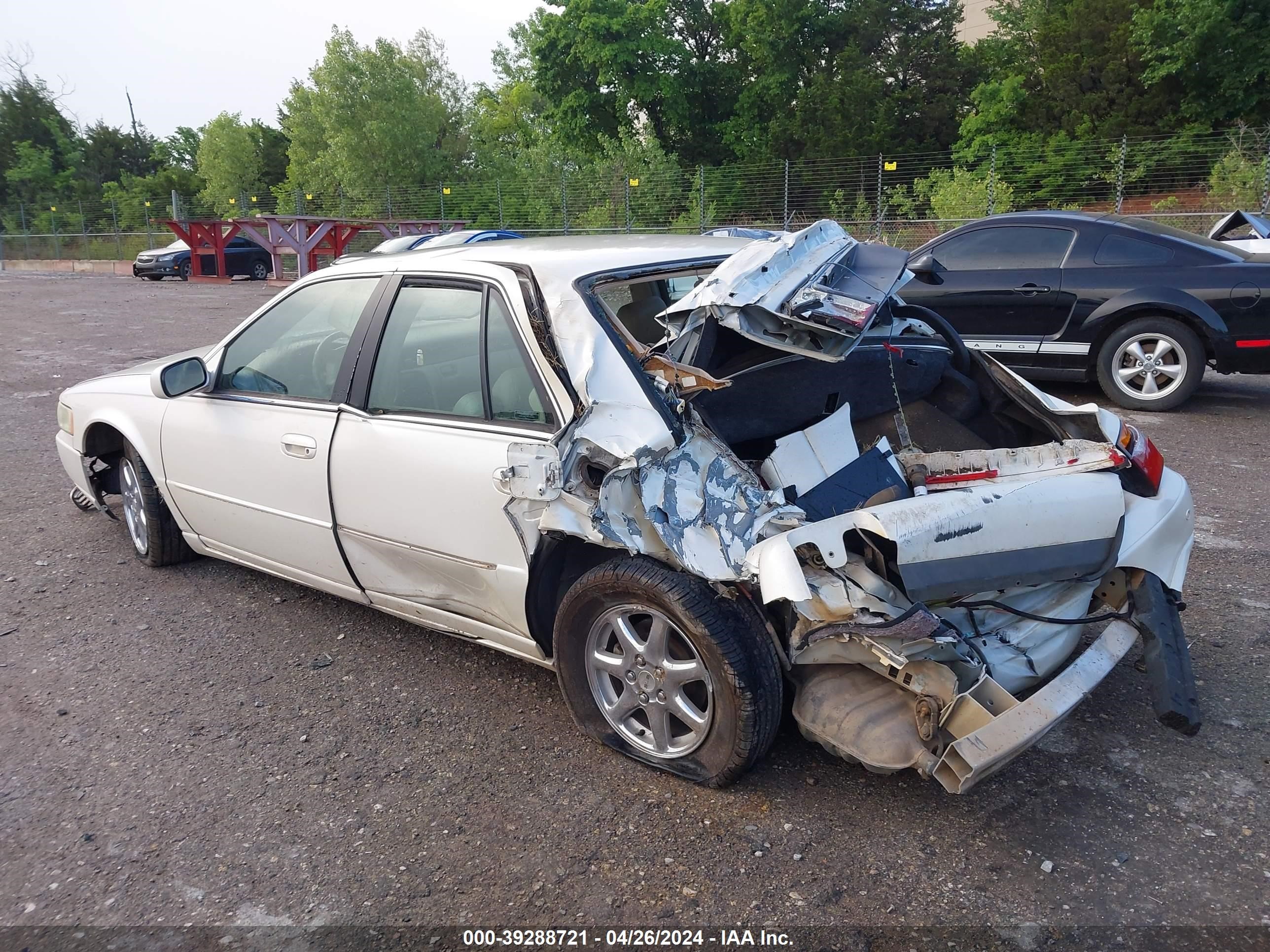 Photo 2 VIN: 1G6KS54Y11U254751 - CADILLAC SEVILLE 