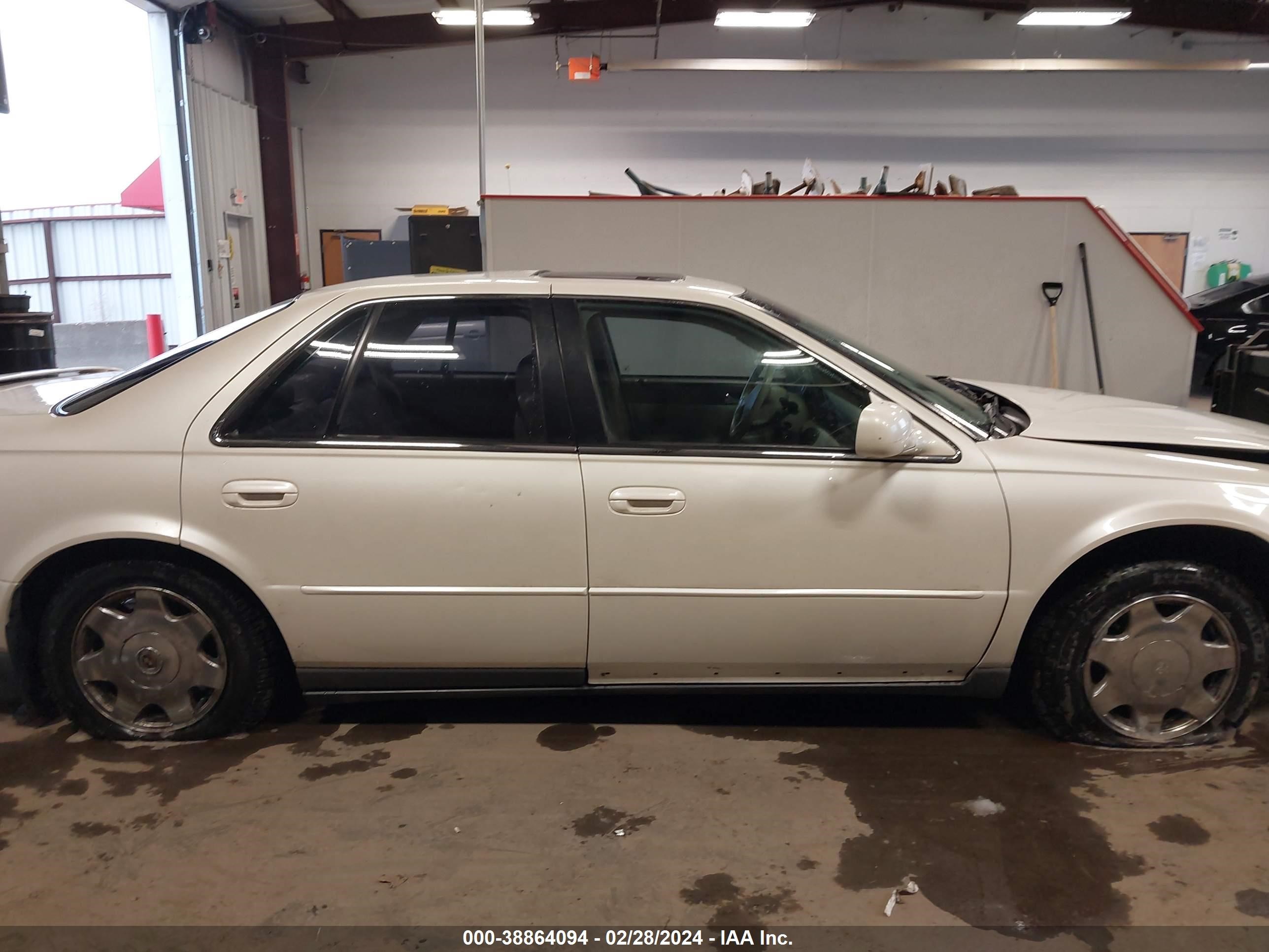 Photo 13 VIN: 1G6KS54Y4YU154394 - CADILLAC SEVILLE 