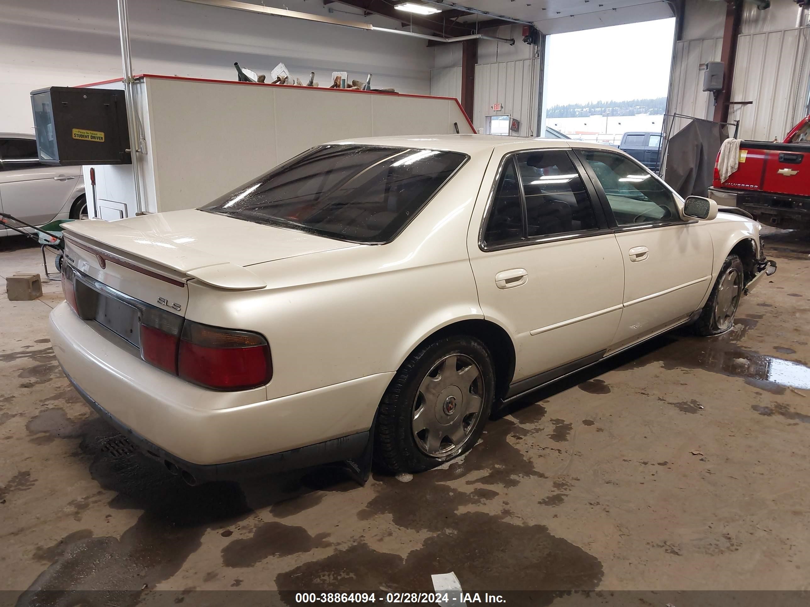 Photo 3 VIN: 1G6KS54Y4YU154394 - CADILLAC SEVILLE 