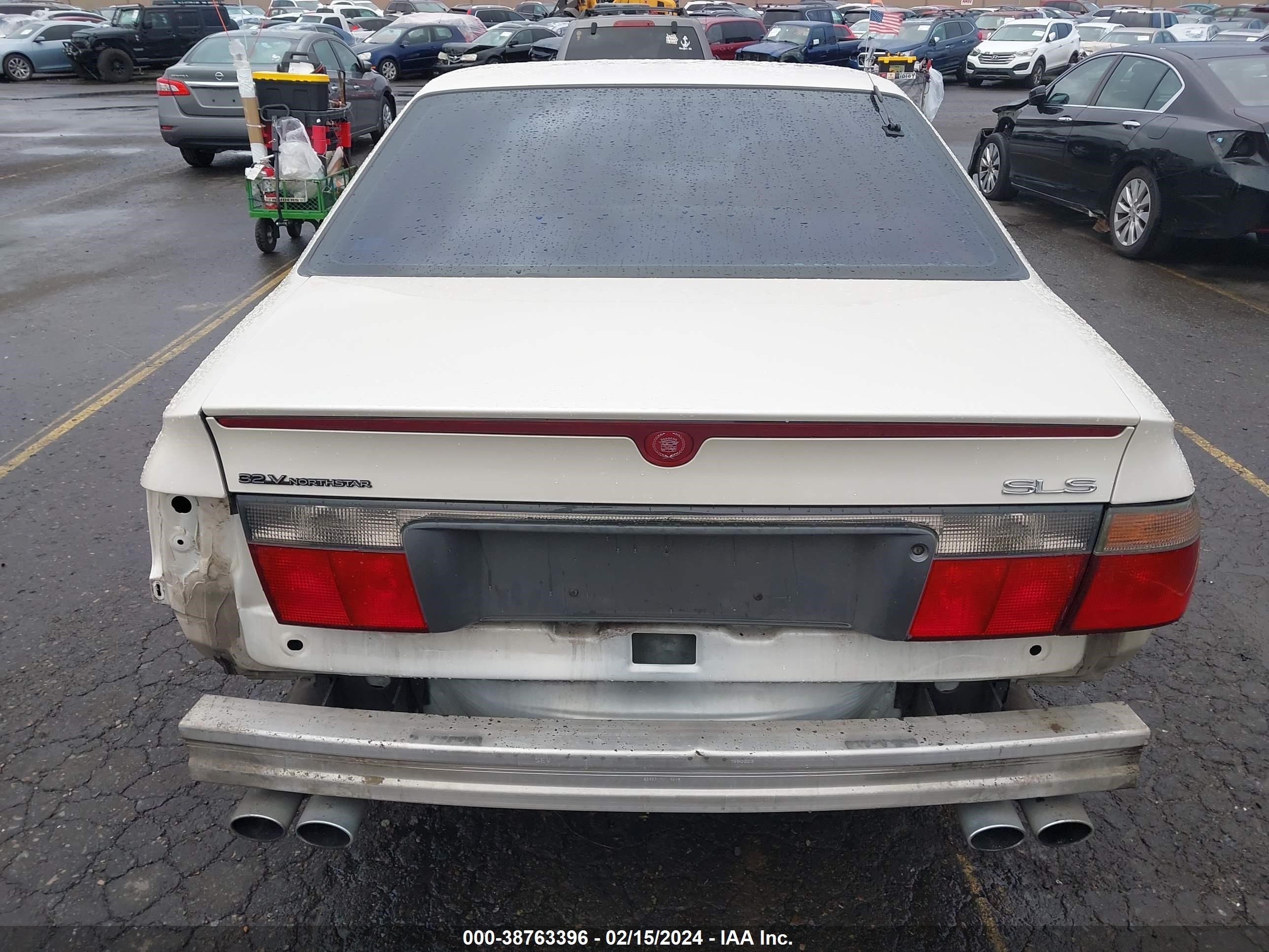 Photo 16 VIN: 1G6KS54Y4YU349976 - CADILLAC SEVILLE 