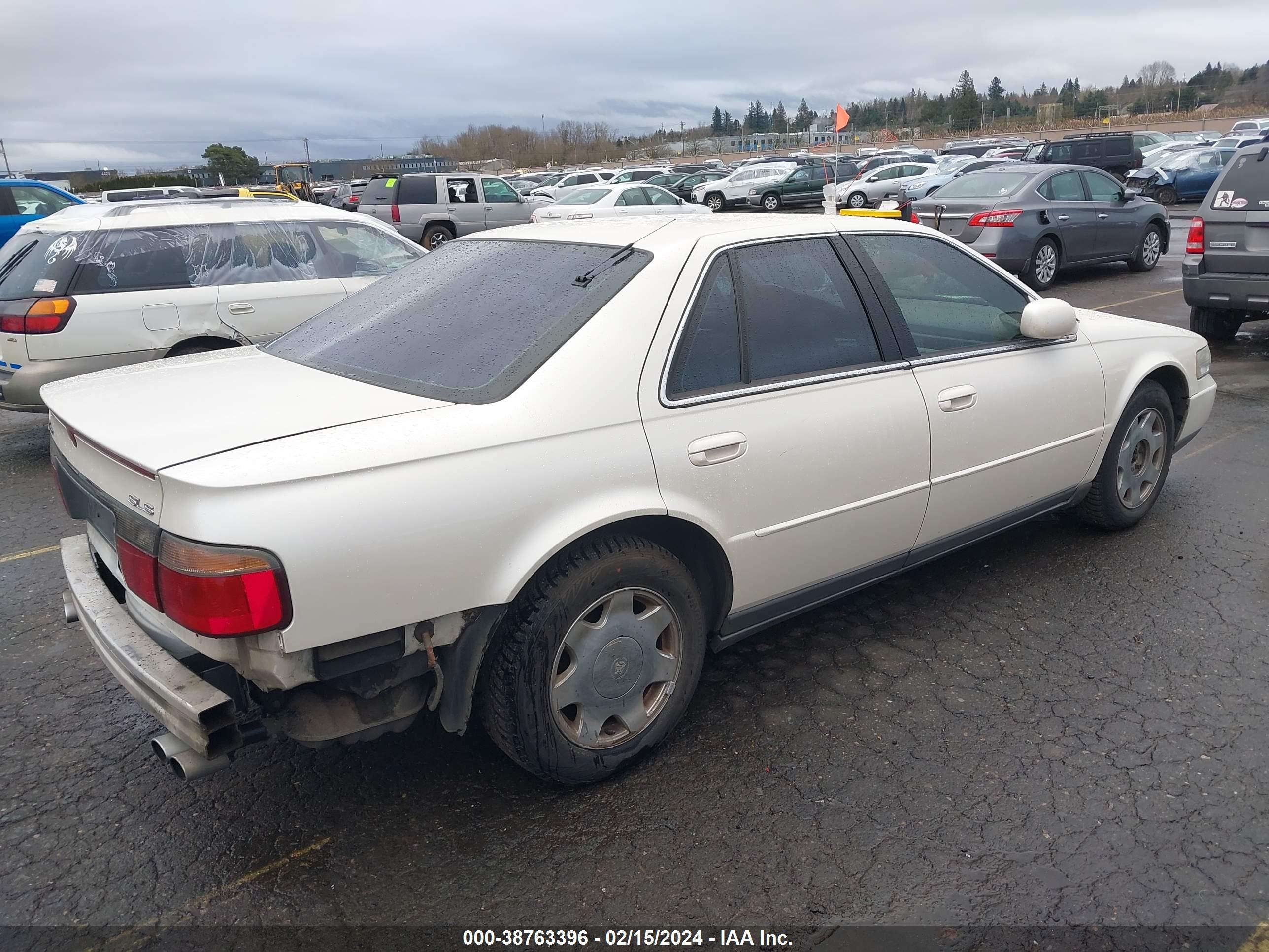 Photo 3 VIN: 1G6KS54Y4YU349976 - CADILLAC SEVILLE 