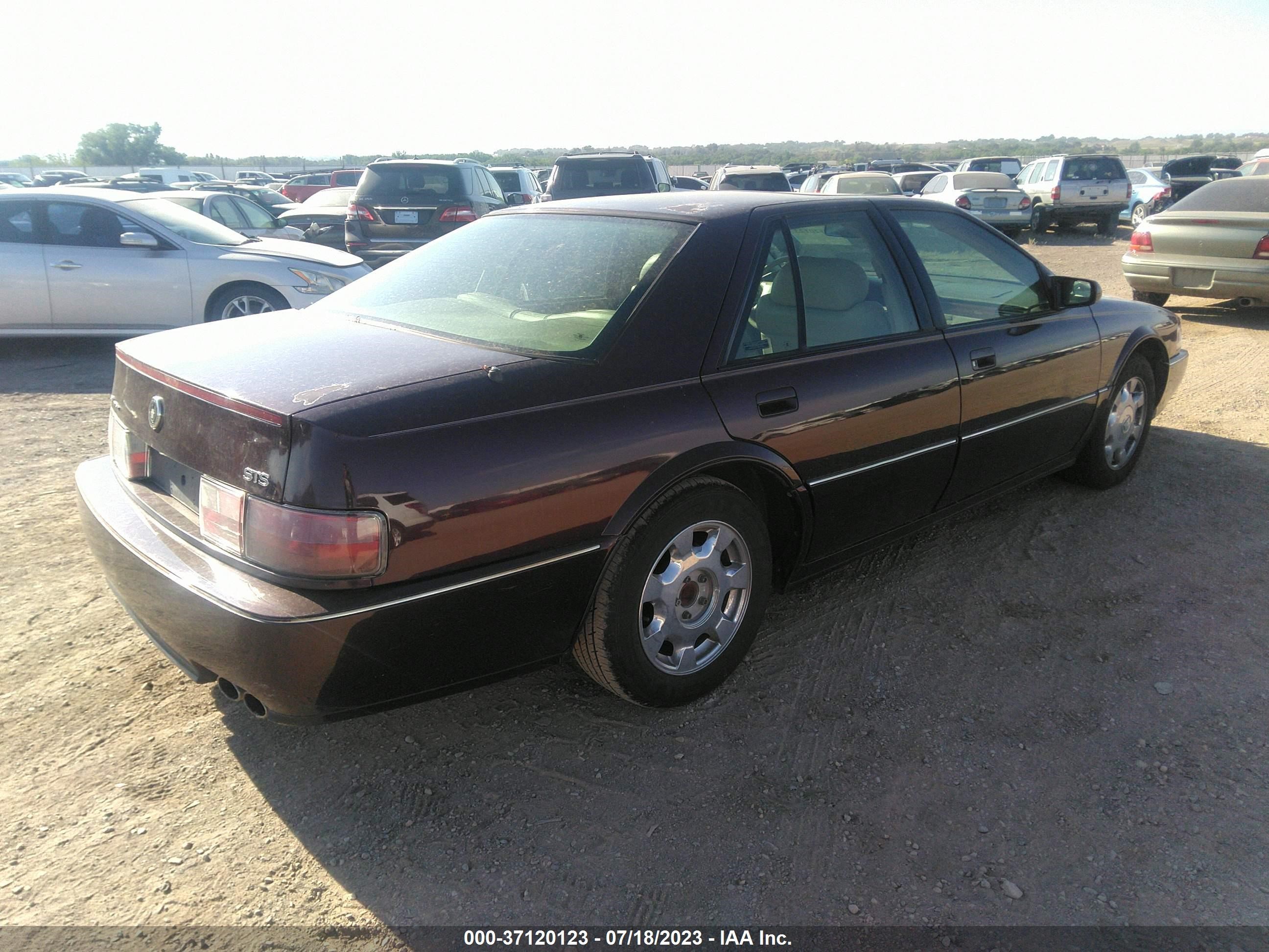 Photo 3 VIN: 1G6KY5296RU802846 - CADILLAC SEVILLE 